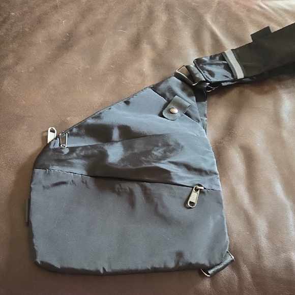 Men's Black Belt Bag with Adjustable Strap - Picture 1 of 3